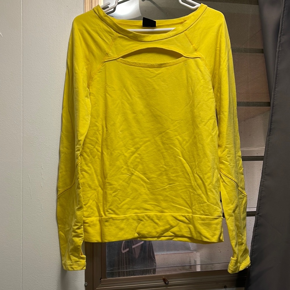 Peek-a-boo neck shirt